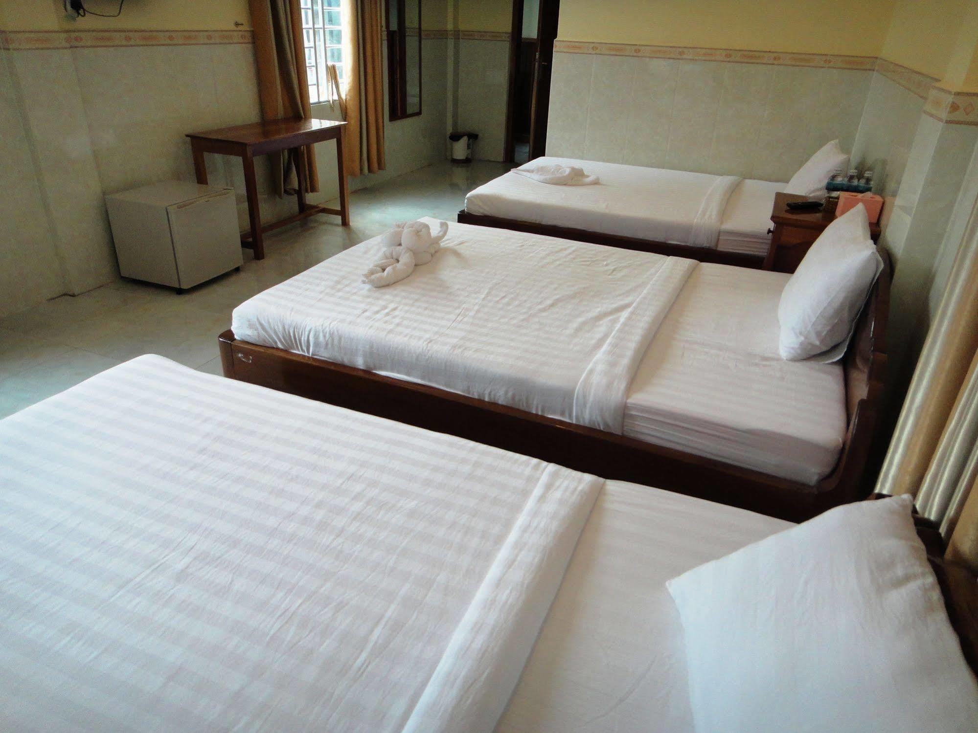 Borey Vatanac Guesthouse Kampot Eksteriør billede