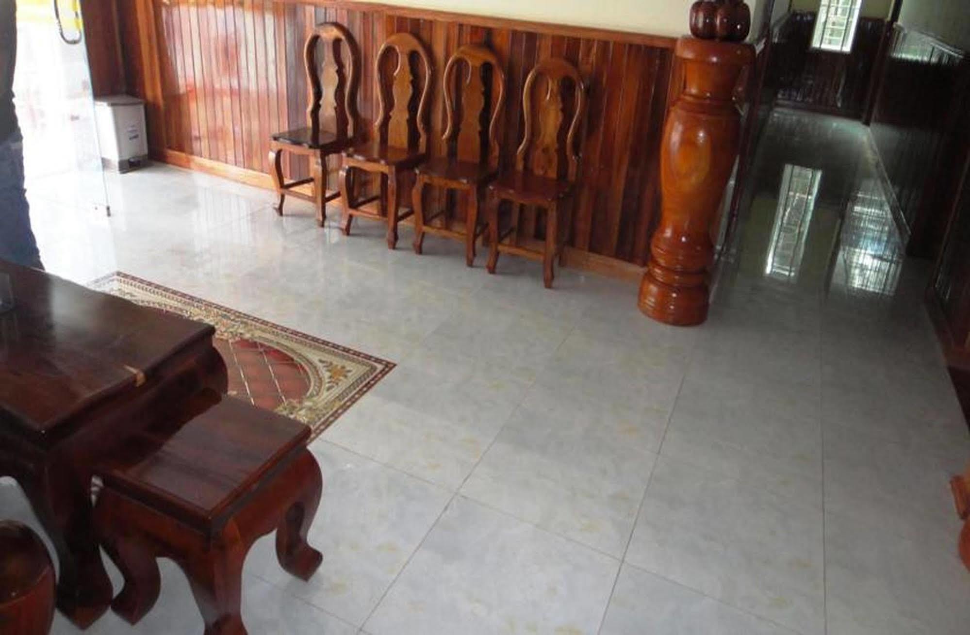 Borey Vatanac Guesthouse Kampot Eksteriør billede